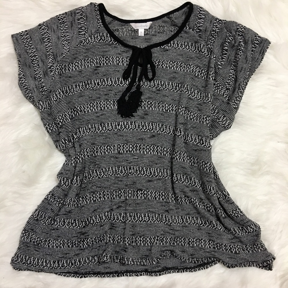 Charming Charlie black & white keyhole neck top